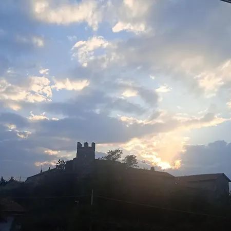 Bouganville Panzió Viverone